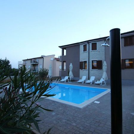 Villa Dora Vabriga Tar-Vabriga Екстериор снимка