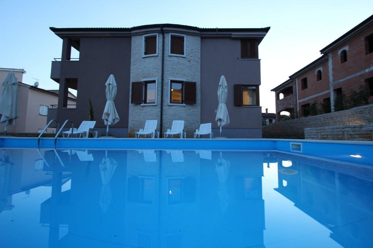 Villa Dora Vabriga Tar-Vabriga Екстериор снимка