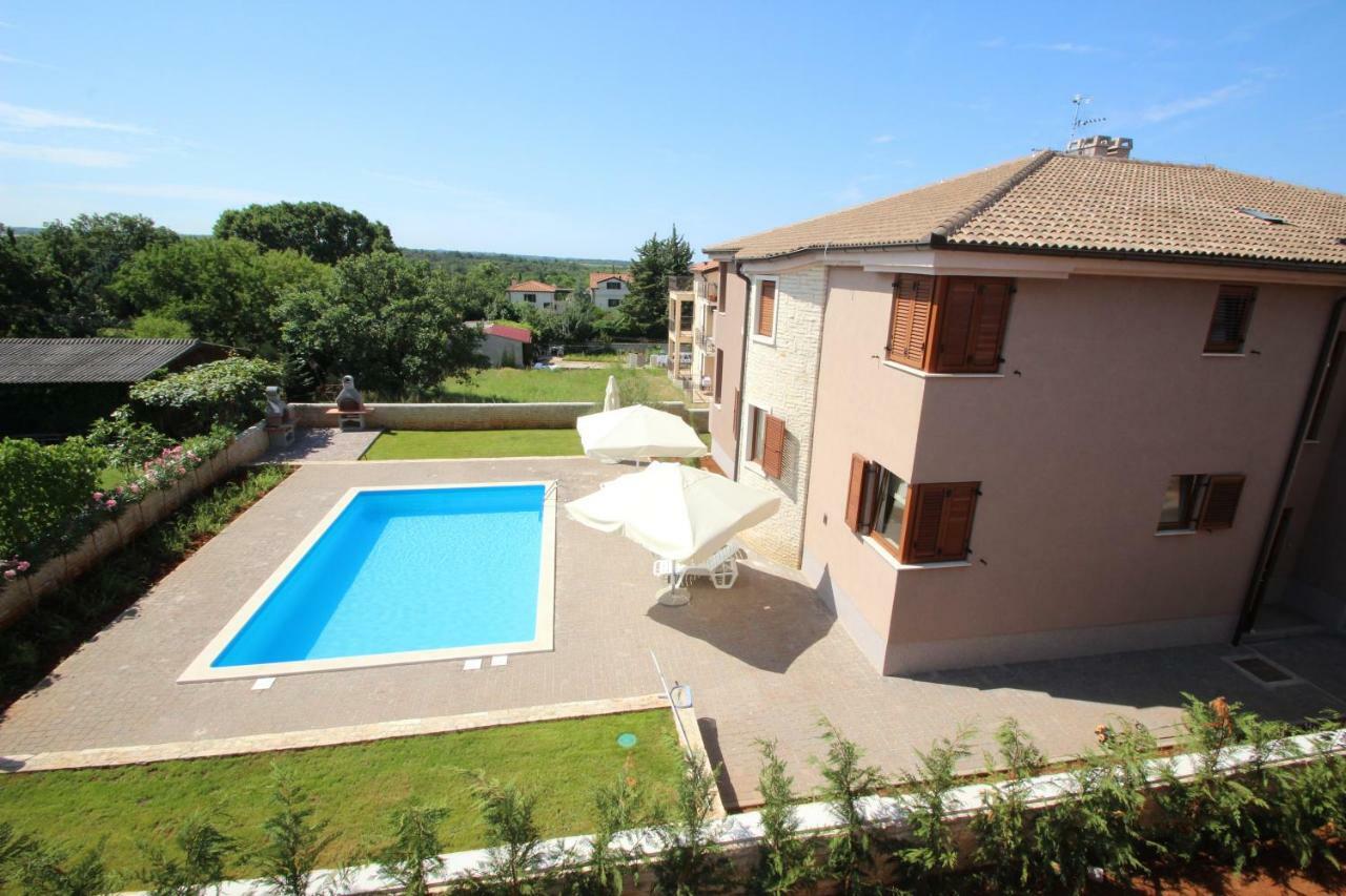Villa Dora Vabriga Tar-Vabriga Екстериор снимка