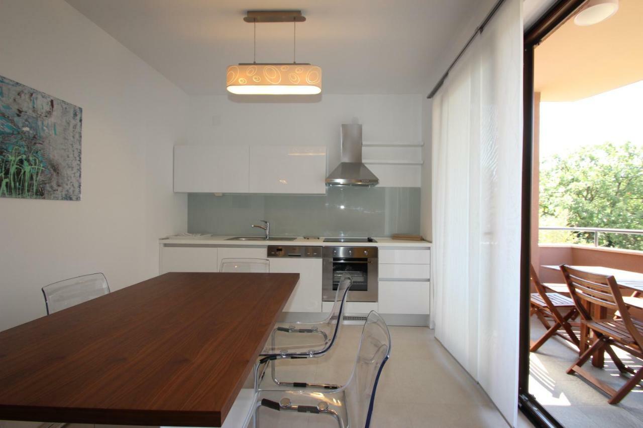 Villa Dora Vabriga Tar-Vabriga Екстериор снимка