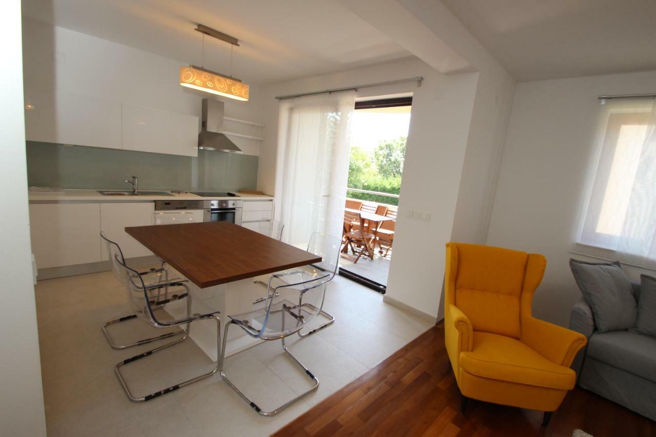 Villa Dora Vabriga Tar-Vabriga Екстериор снимка